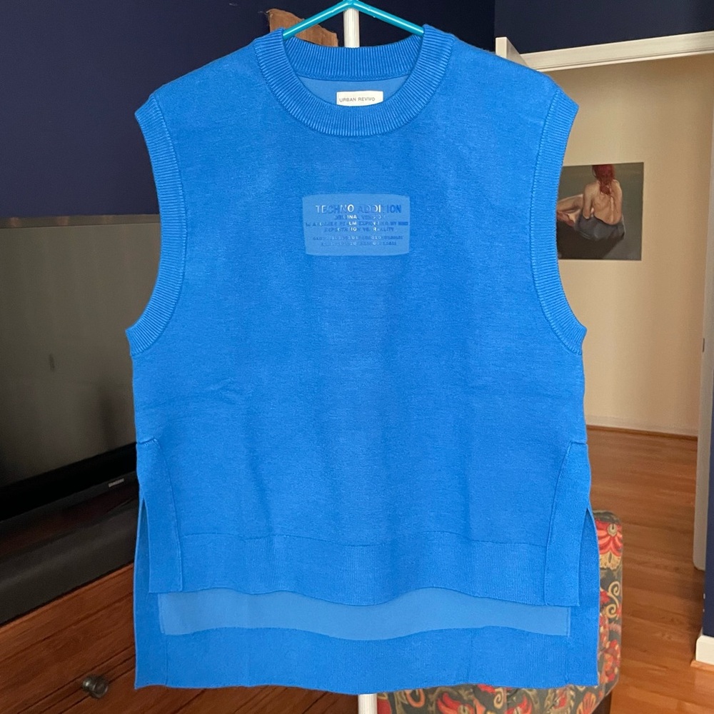 NWOT Urban Revivo Cobalt Knitted Vest - Picture 6 of 16